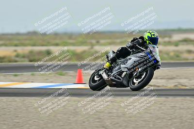 media/Apr-18-2025-TrackDaz (Fri) [[45f5874c44]]/C Group/Session 1 (Turn 7)/